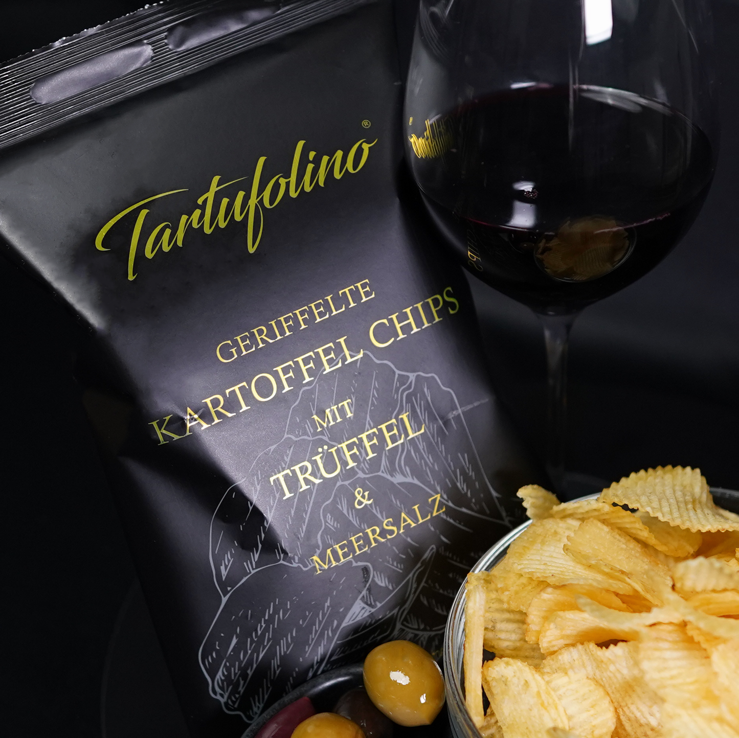 Kartoffelchips mit schwarzem Trüffel und Meersalz